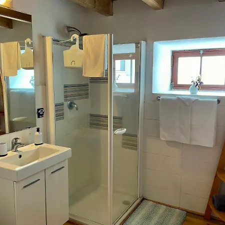 Patio ロッジ Cedros