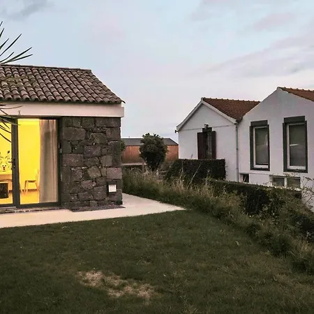 Patio Lodge *