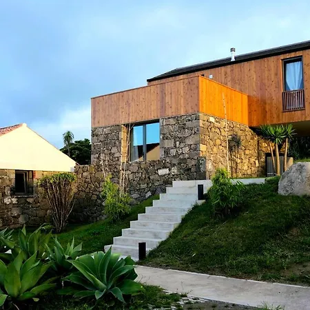Patio Lodge *